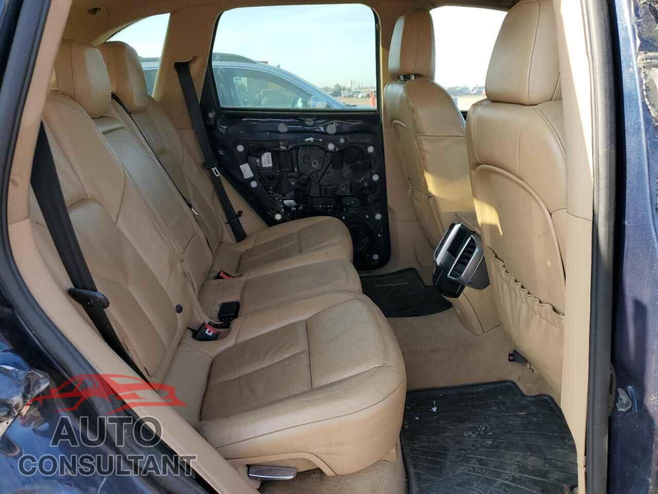 PORSCHE CAYENNE 2012 - WP1AB2A21CLA49204