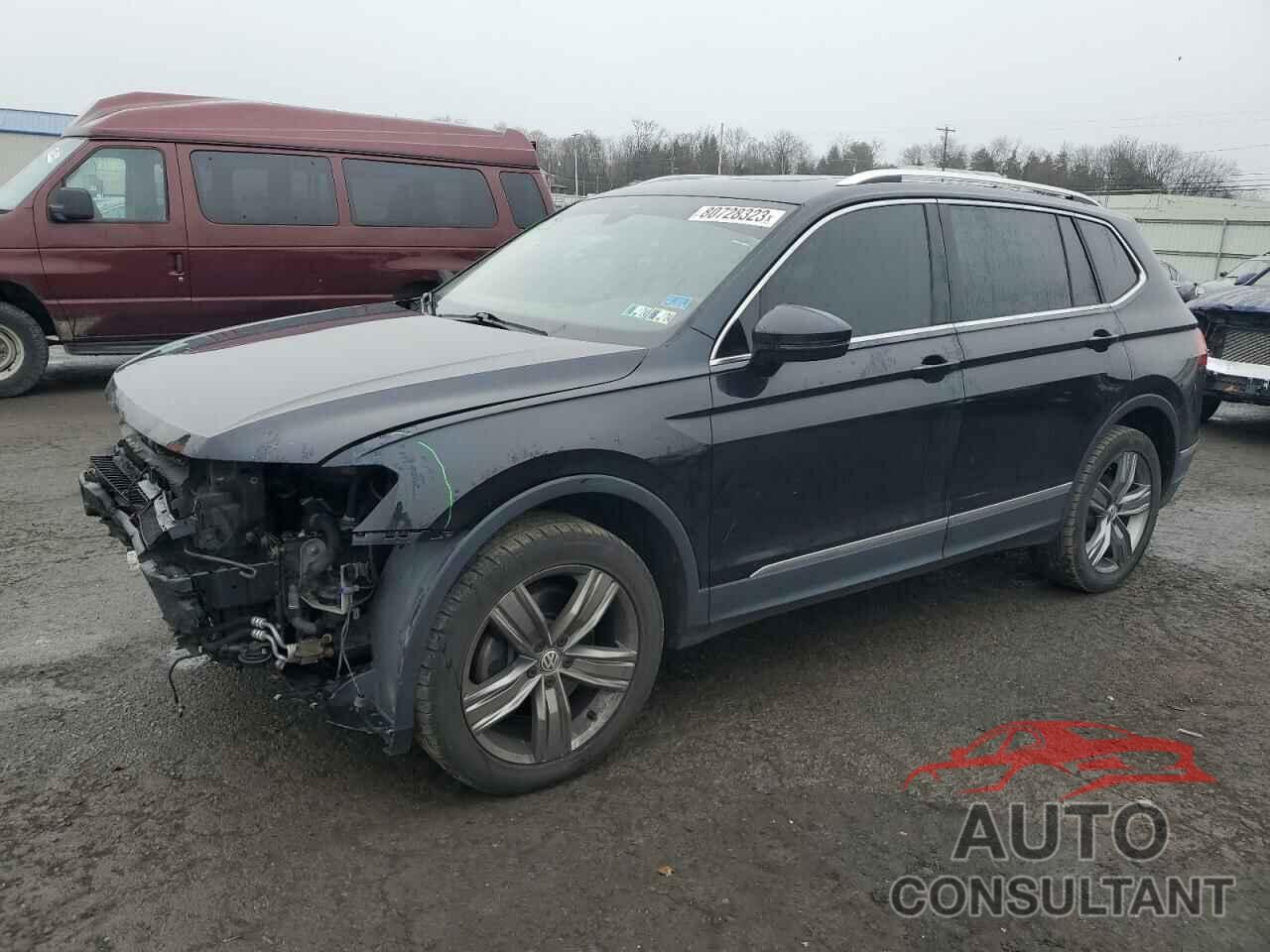 VOLKSWAGEN TIGUAN 2018 - 3VV4B7AX0JM198725