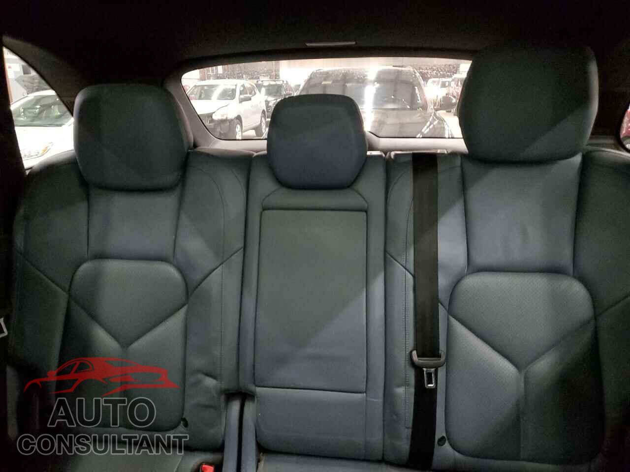 PORSCHE CAYENNE 2011 - WP1AB2A23BLA51356