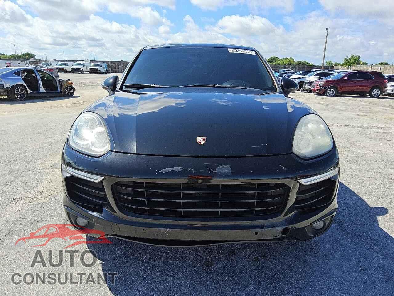 PORSCHE CAYENNE 2017 - WP1AA2A23HKA80941
