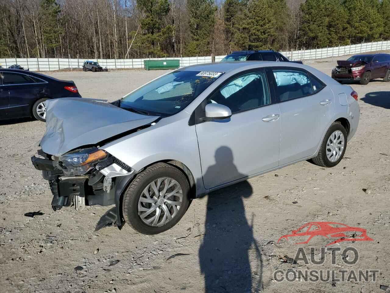 TOYOTA COROLLA 2019 - 5YFBURHE5KP928509