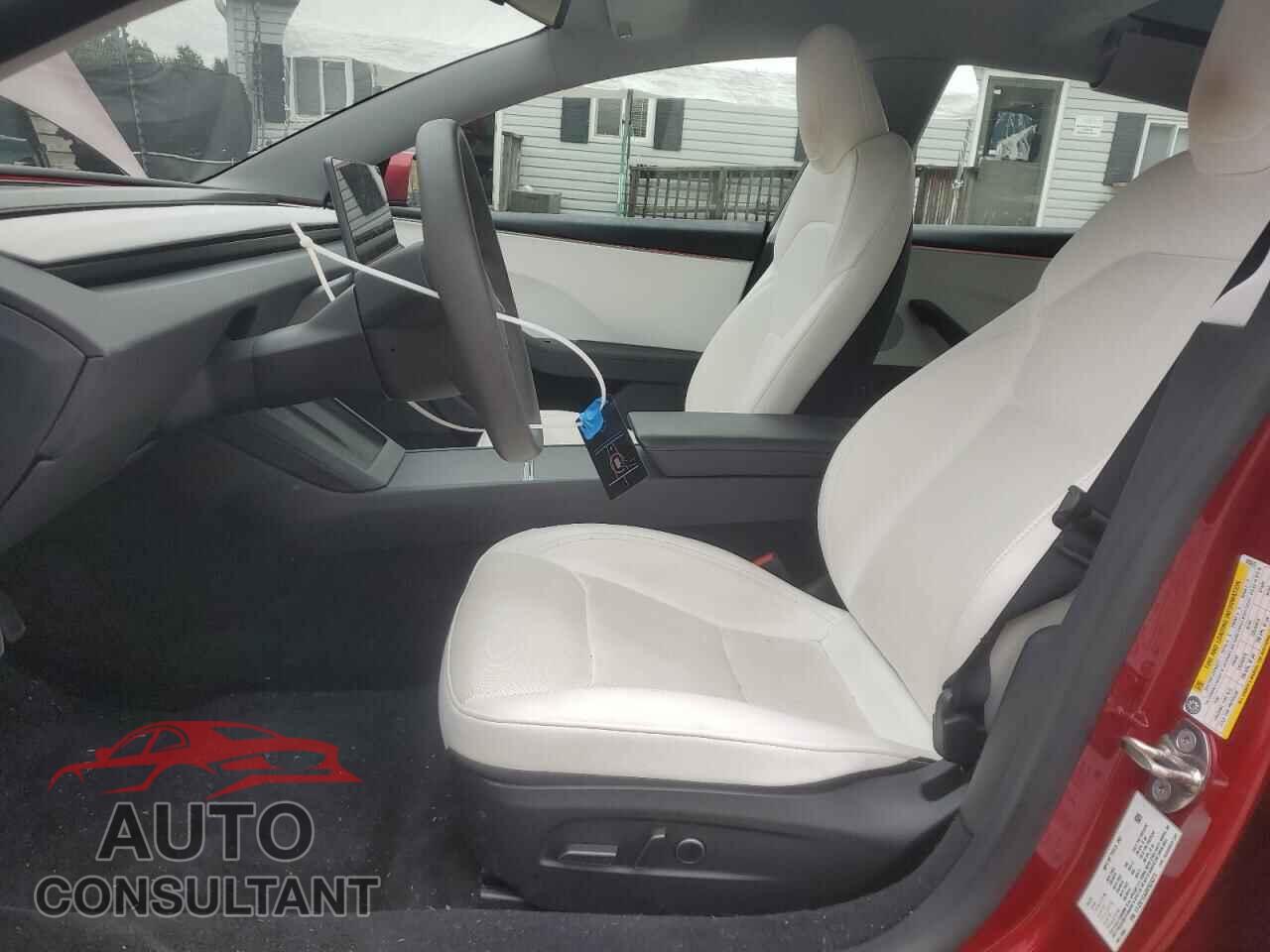 TESLA MODEL 3 2024 - 5YJ3E1EA0RF828375