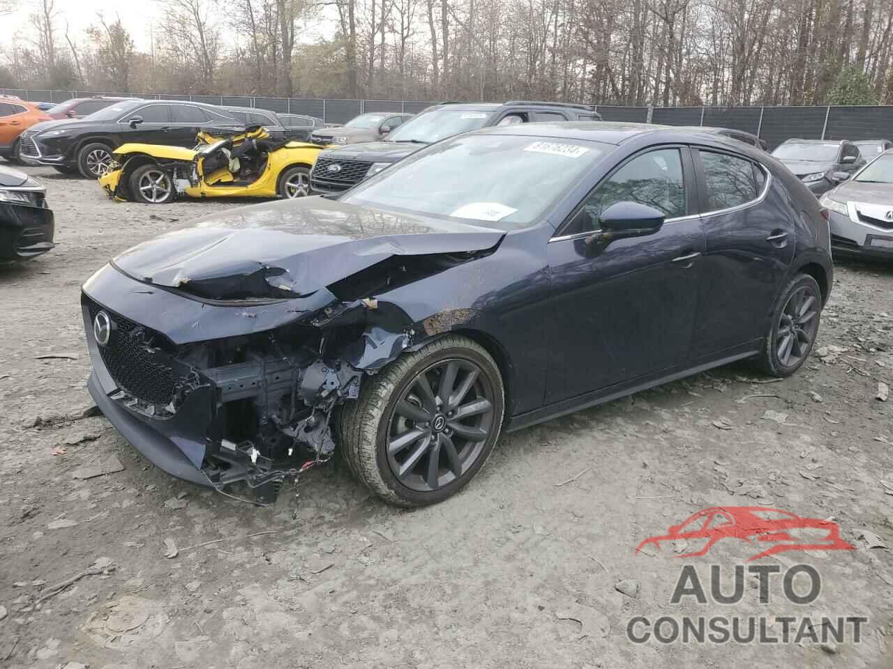 MAZDA 3 2019 - JM1BPAJM3K1136521