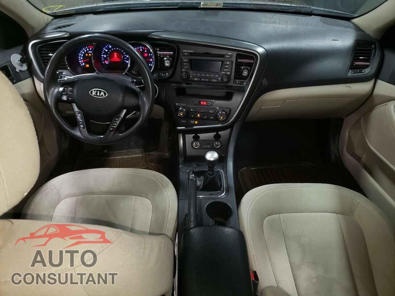 KIA OPTIMA 2011 - KNAGM4A70B5081638