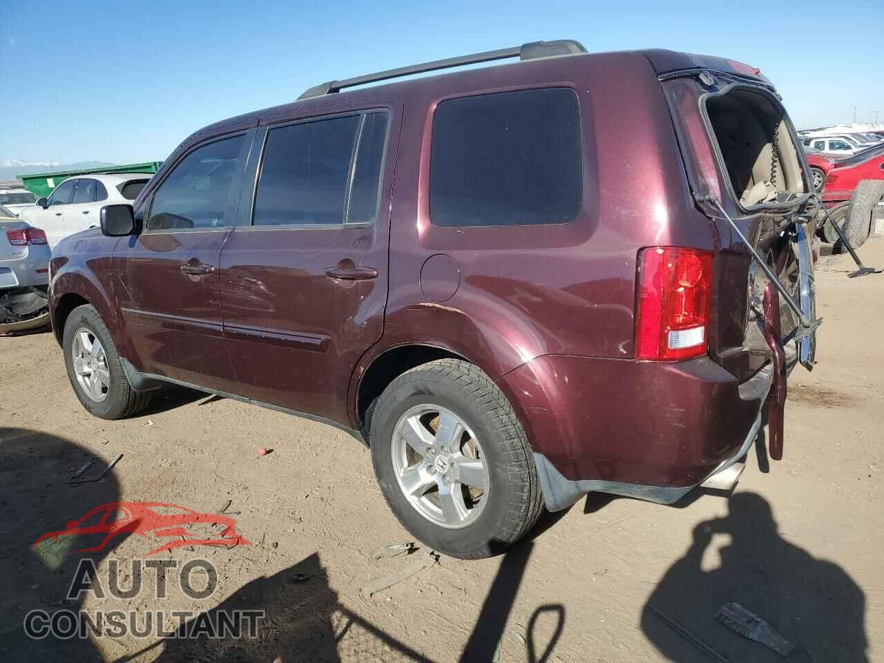 HONDA PILOT 2011 - 5FNYF4H65BB066792