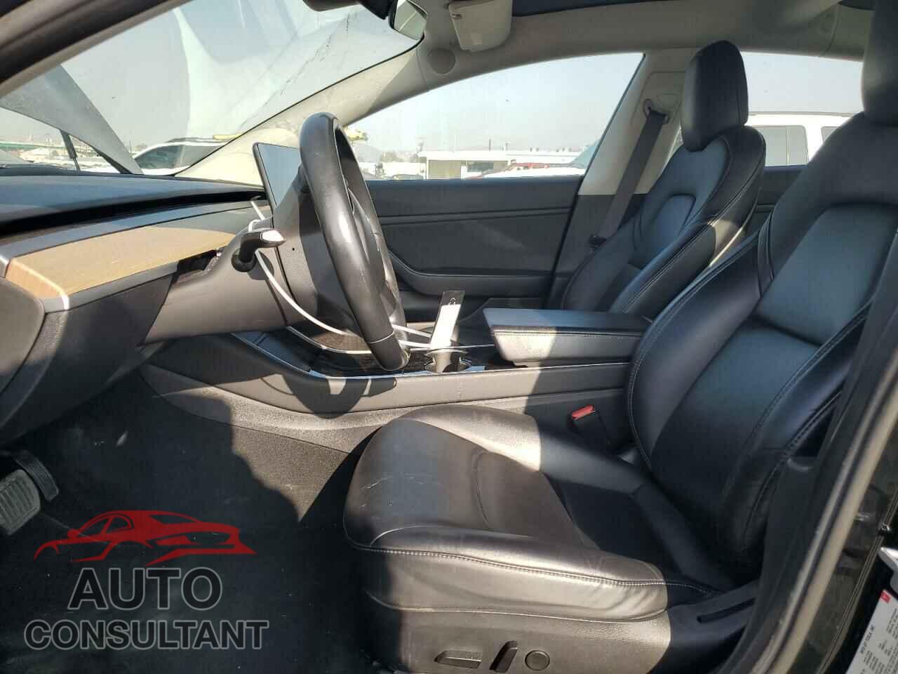 TESLA MODEL 3 2018 - 5YJ3E1EA6JF060289
