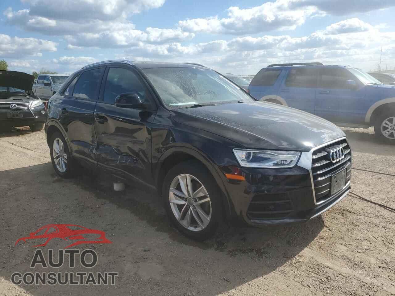 AUDI Q3 2017 - WA1BCCFS7HR000184