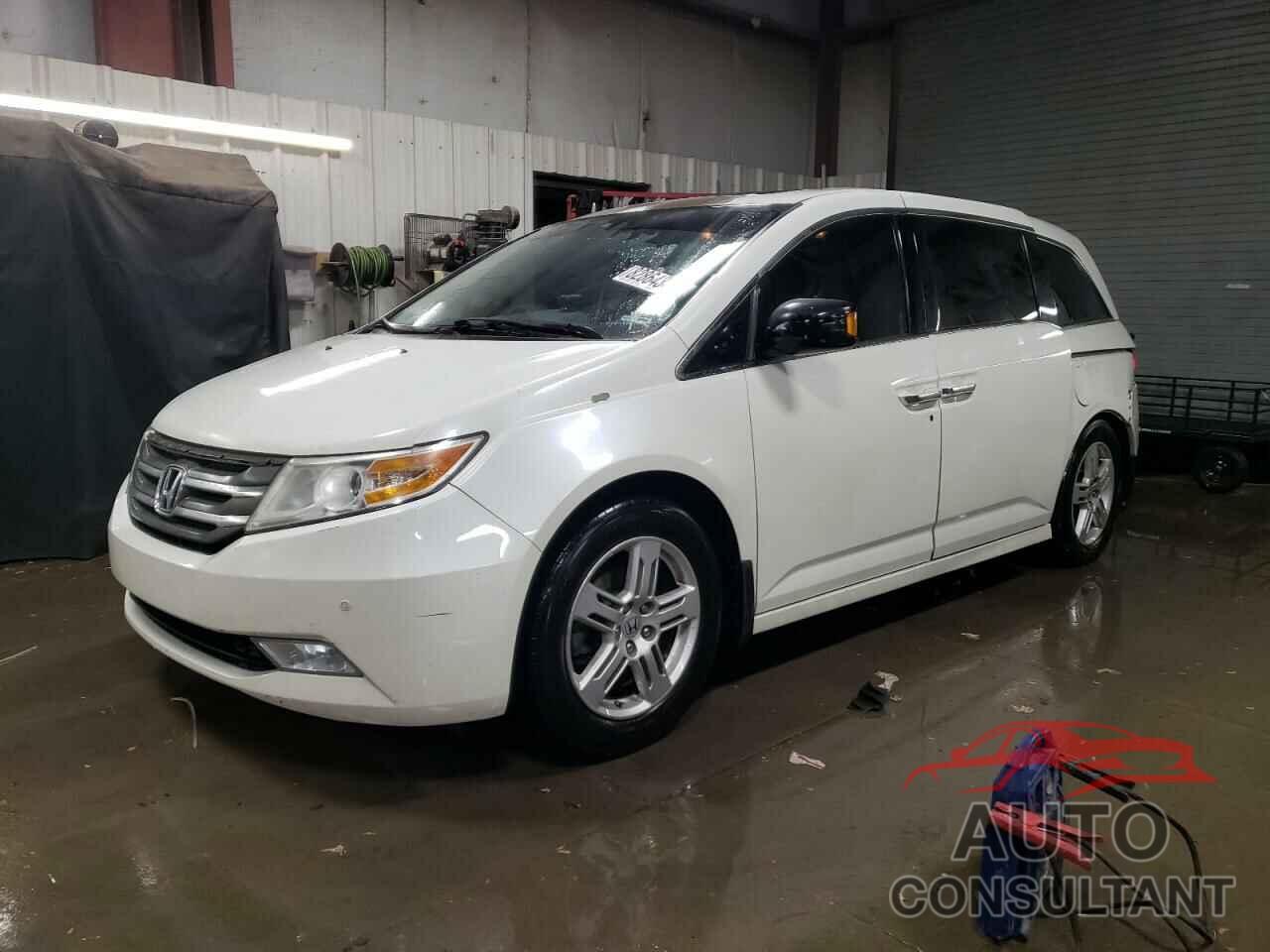 HONDA ODYSSEY 2013 - 5FNRL5H90DB017113