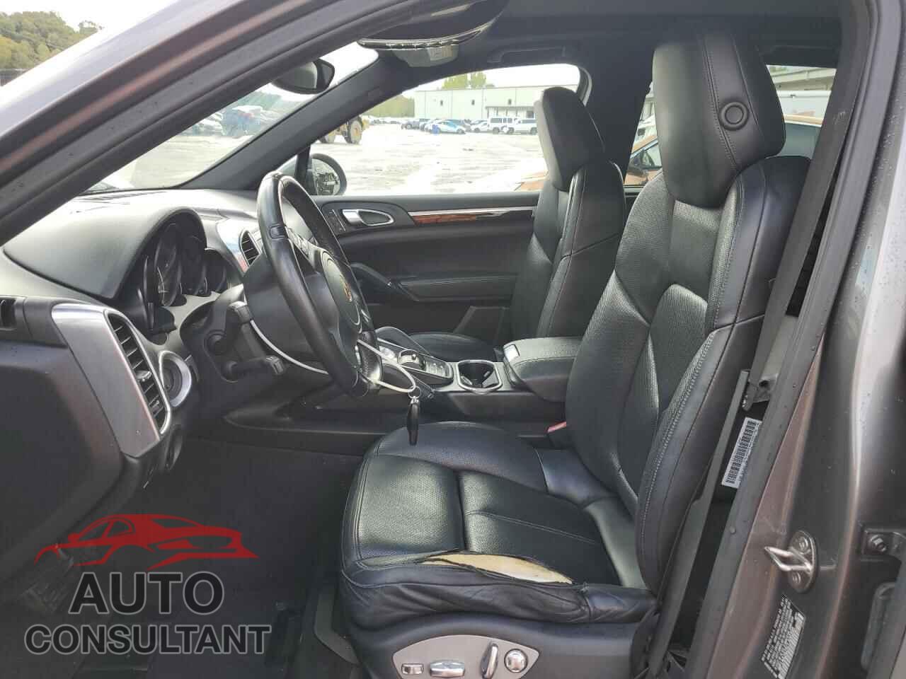 PORSCHE CAYENNE 2012 - WP1AA2A25CLA00395