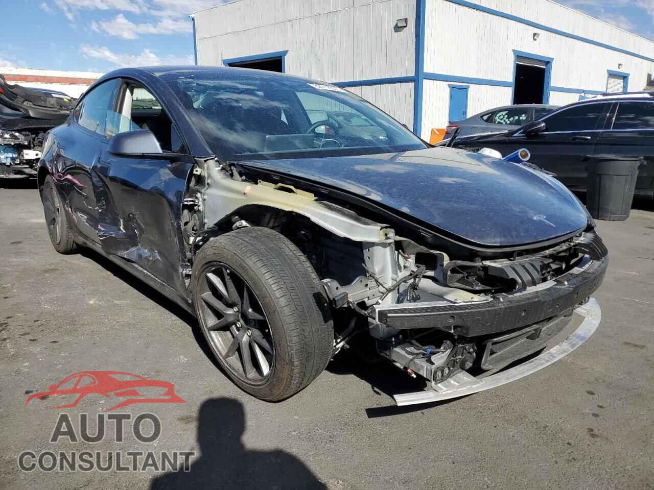 TESLA MODEL 3 2023 - 5YJ3E1EA3PF495103
