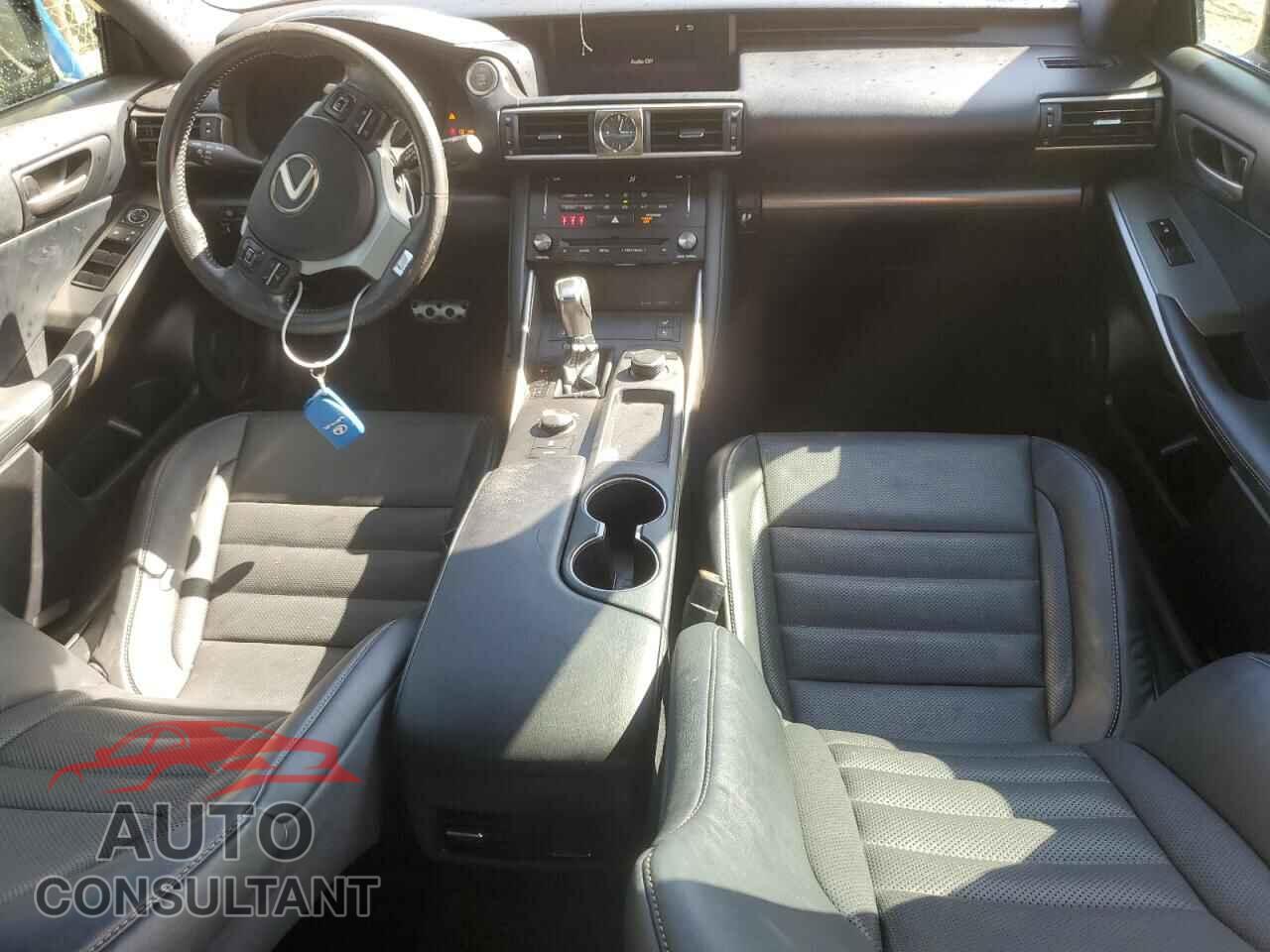 LEXUS IS 2017 - JTHBA1D27H5057185