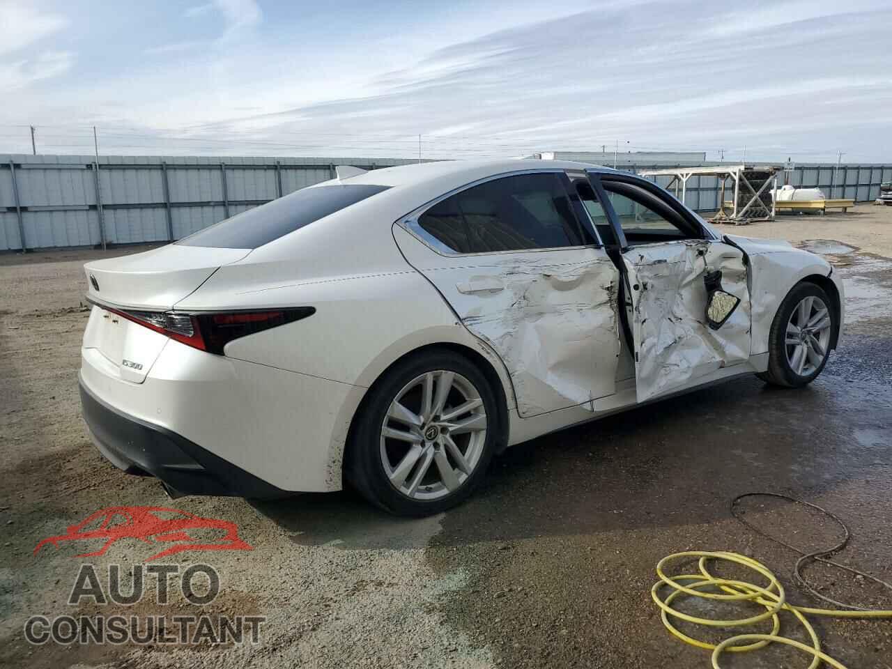 LEXUS IS 2021 - JTHCA1D22M5110812