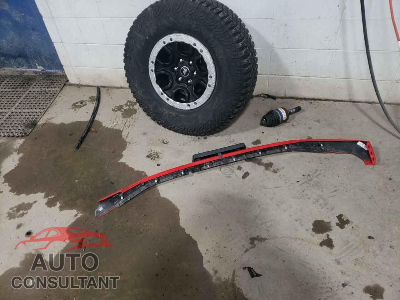FORD BRONCO 2023 - 1FMDE5DH2PLB06826