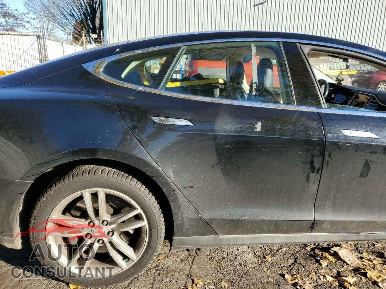 TESLA MODEL S 2014 - 5YJSA1H1XEFP44965
