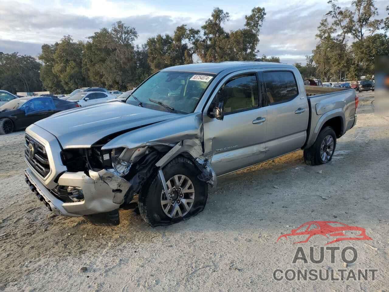 TOYOTA TACOMA 2018 - 5TFAZ5CN4JX056448