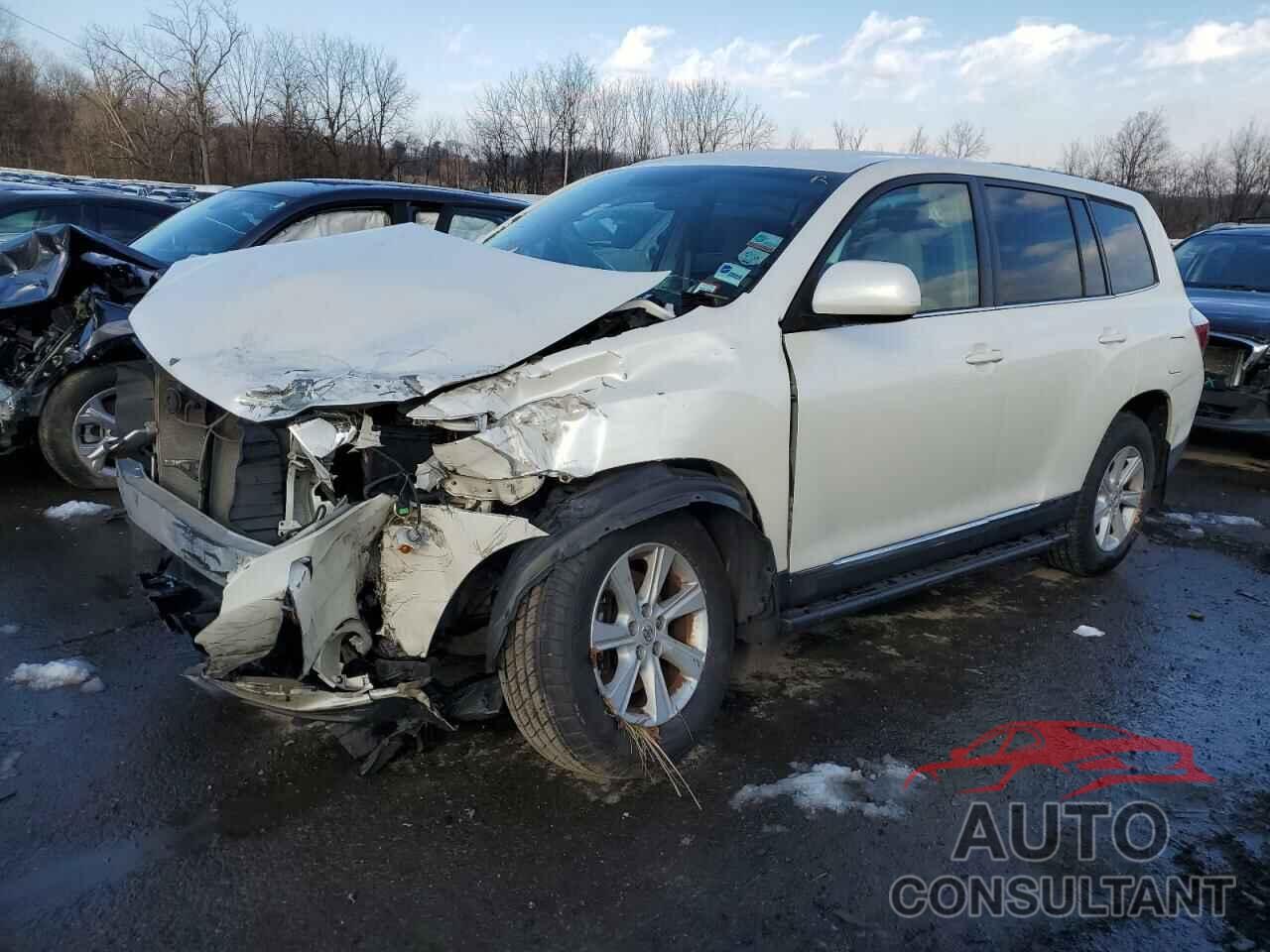 TOYOTA HIGHLANDER 2013 - 5TDBK3EH0DS221605