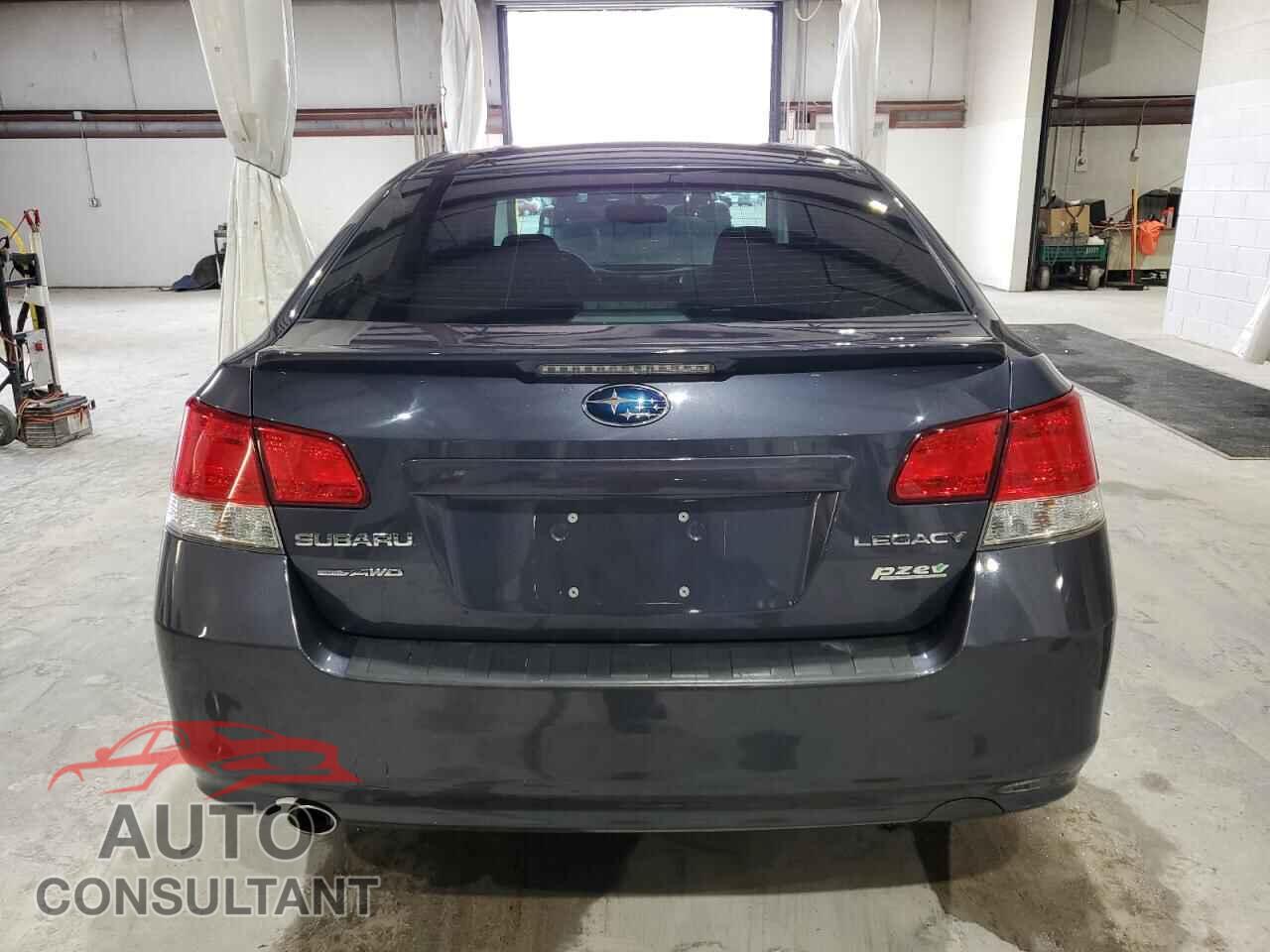 SUBARU LEGACY 2014 - 4S3BMBA67E3030145