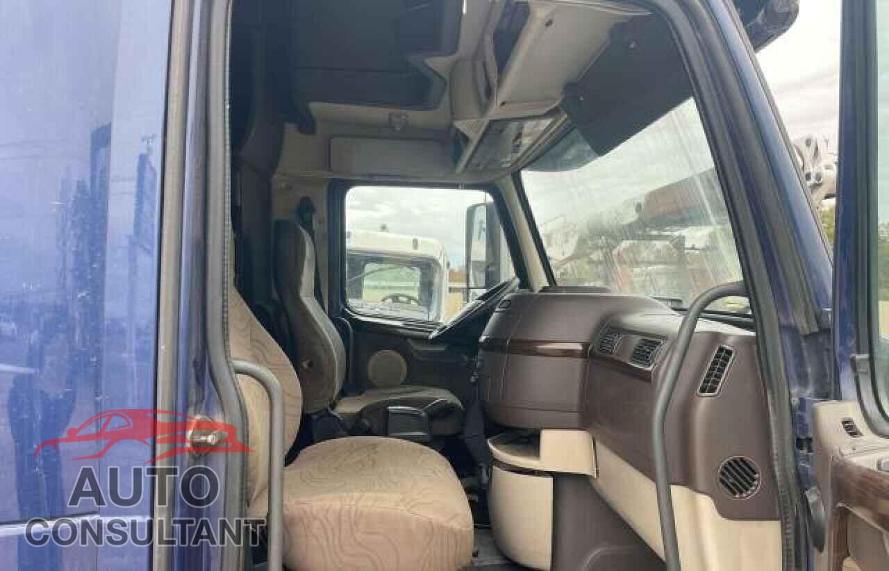 VOLVO VN 2012 - 4V4NC9EJ7CN554585