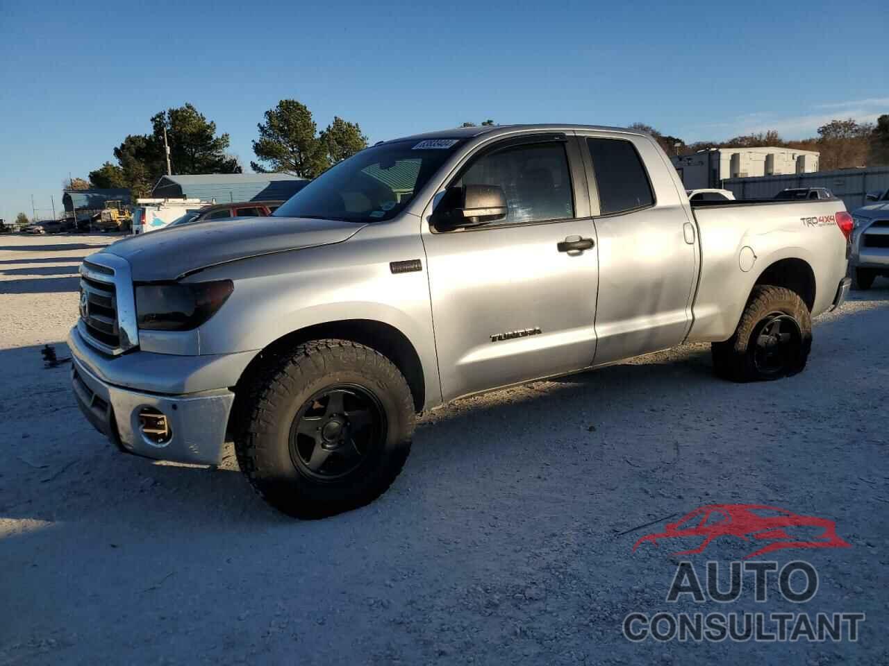 TOYOTA TUNDRA 2013 - 5TFUW5F10DX308523