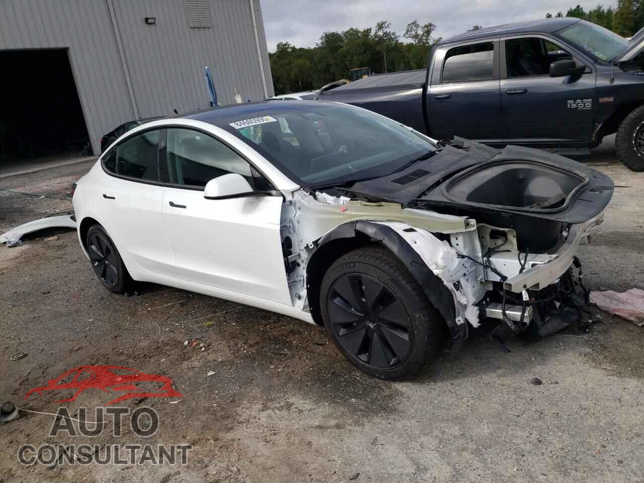 TESLA MODEL 3 2025 - 5YJ3E1EA3SF971858
