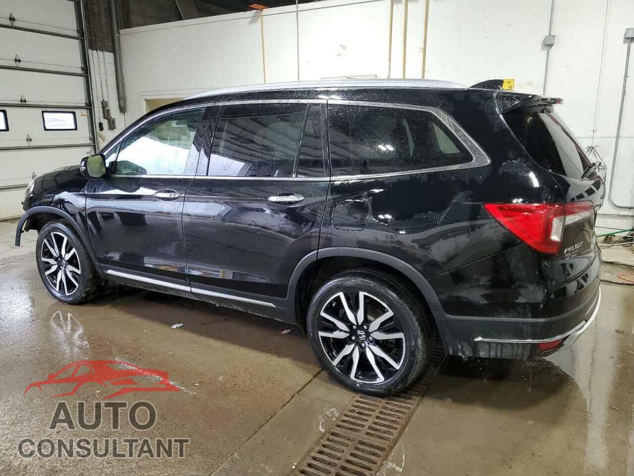 HONDA PILOT 2020 - 5FNYF6H04LB011663
