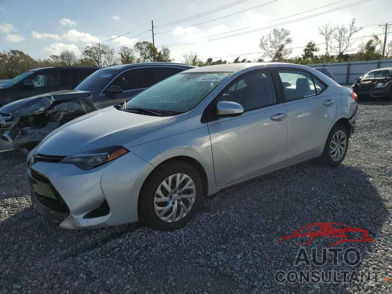TOYOTA COROLLA 2018 - 2T1BURHE7JC996874