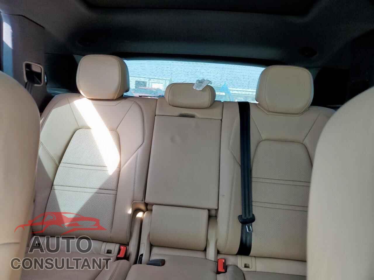 PORSCHE CAYENNE 2019 - WP1AB2AY4KDA61778
