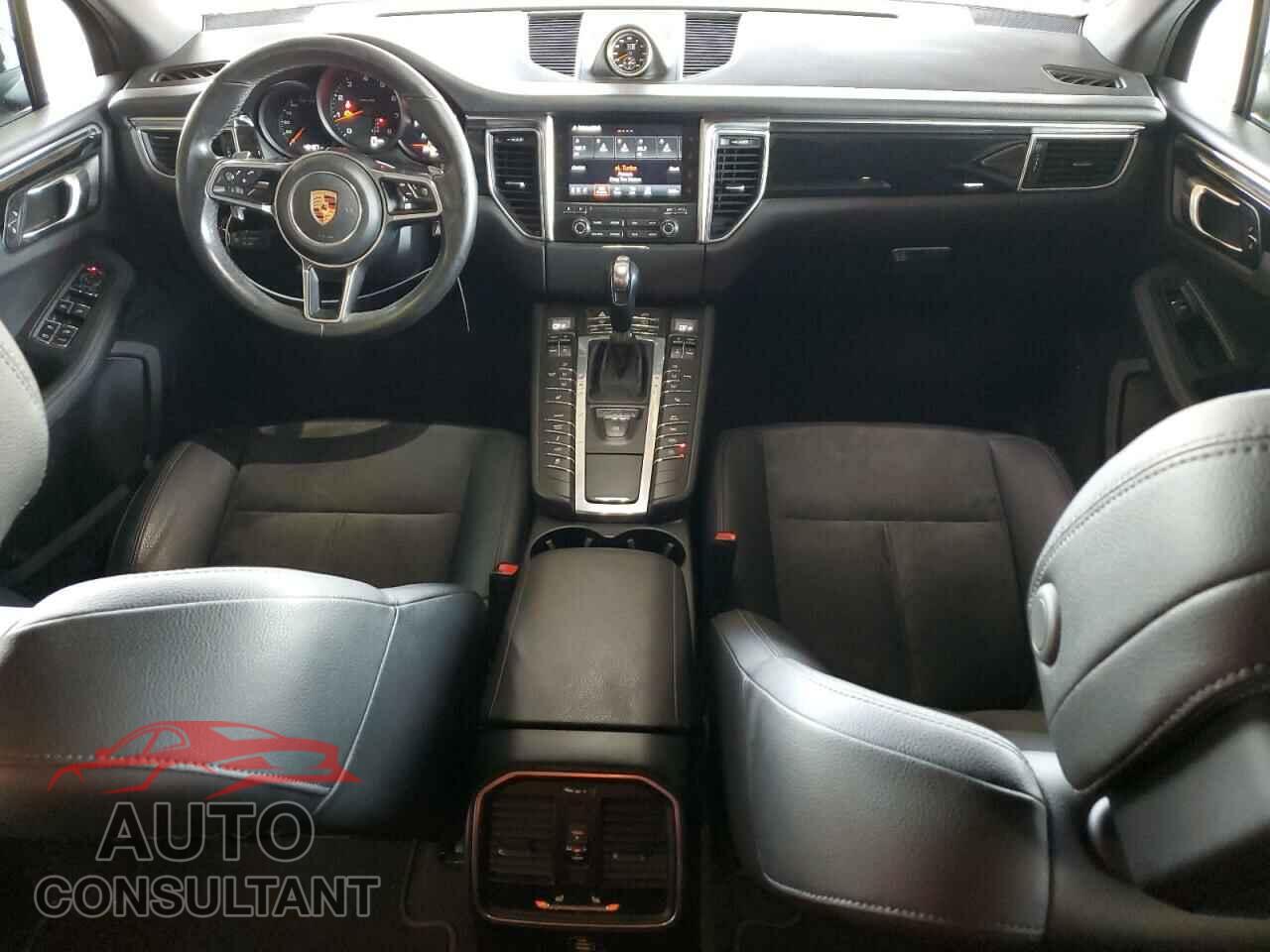 PORSCHE MACAN 2018 - WP1AA2A58JLB25558