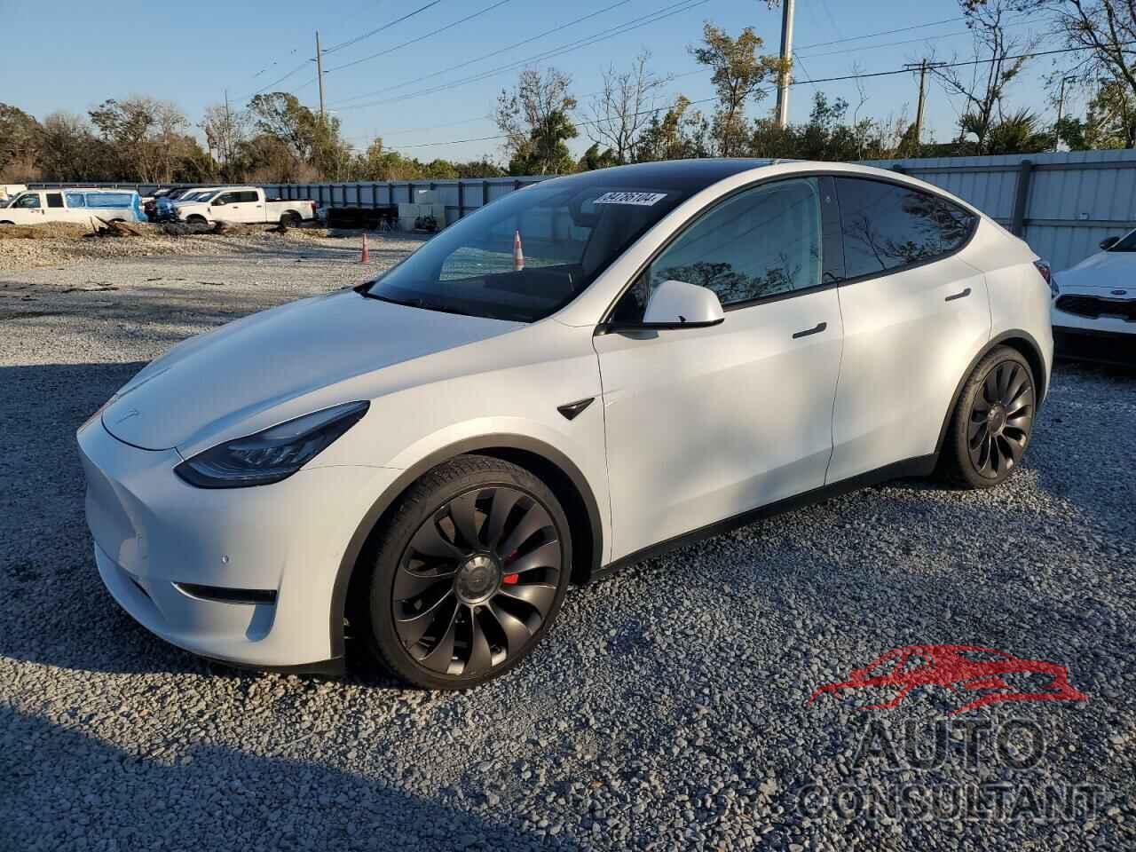 TESLA MODEL Y 2021 - 5YJYGDEF3MF075608