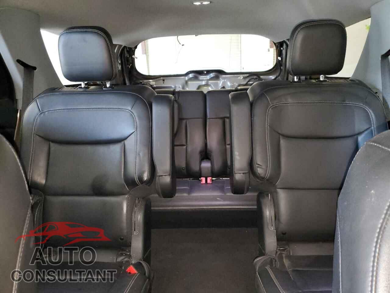 FORD EXPLORER 2022 - 1FMSK8DH5NGC47400
