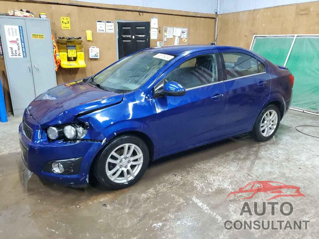 CHEVROLET SONIC 2013 - 1G1JC5SH7D4183691