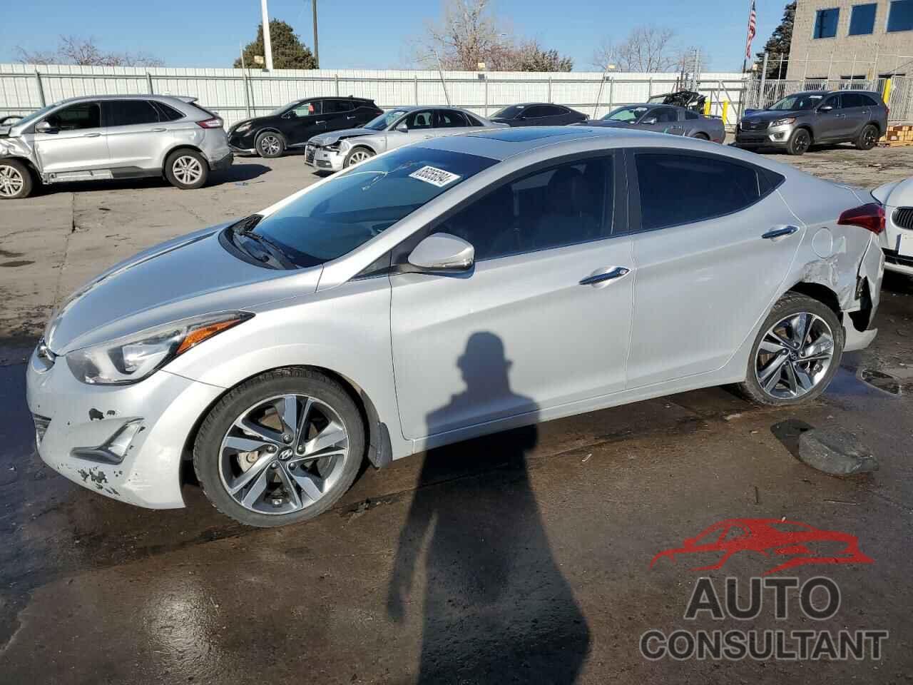 HYUNDAI ELANTRA 2015 - KMHDH4AE8FU323155