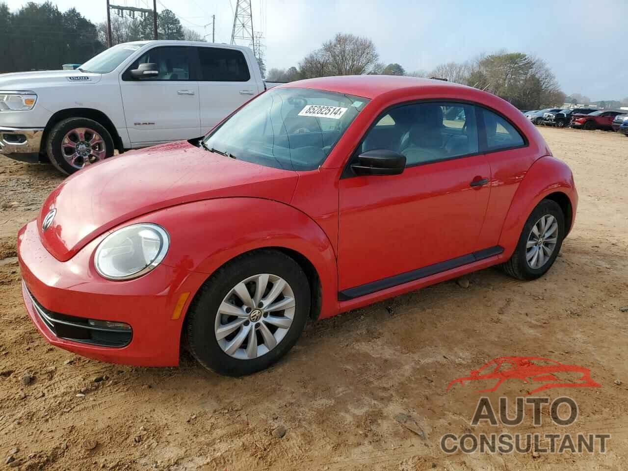 VOLKSWAGEN BEETLE 2015 - 3VWF17AT2FM645261