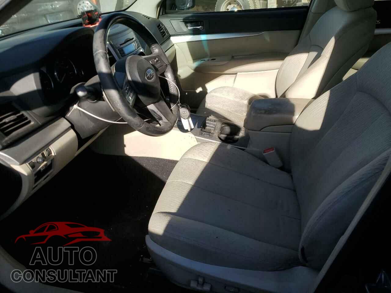SUBARU OUTBACK 2011 - 4S4BRBCC3B3334004