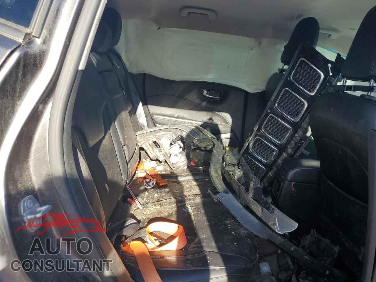 JEEP COMPASS 2017 - 3C4NJDBB9HT646757