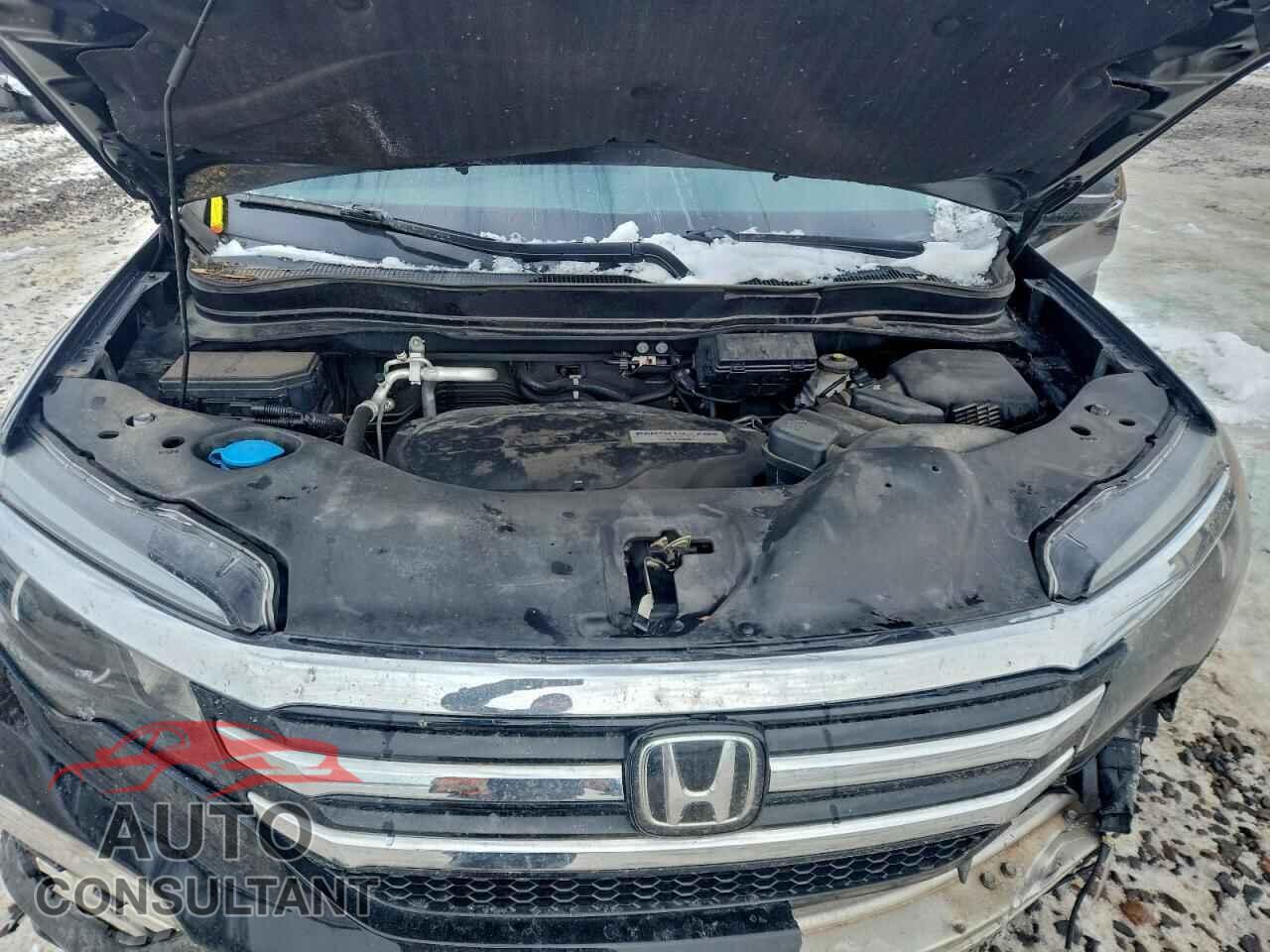 HONDA PILOT 2017 - 5FNYF6H90HB039613