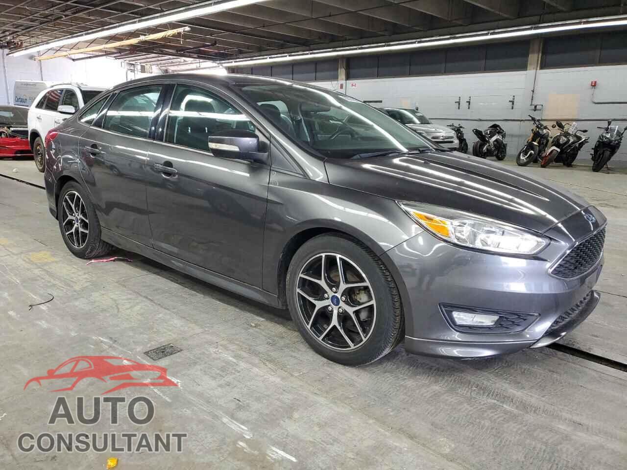 FORD FOCUS 2015 - 1FADP3FE8FL355142