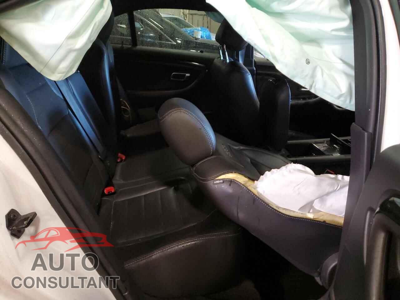FORD TAURUS 2015 - 1FAHP2KTXFG110514