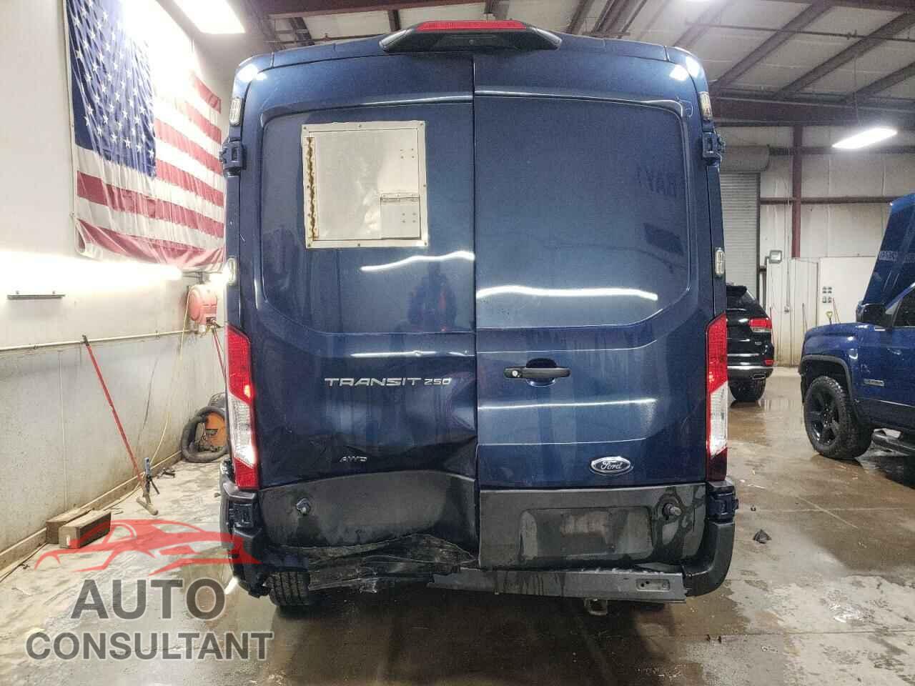 FORD TRANSIT 2020 - 1FTBR2C84LKB69488