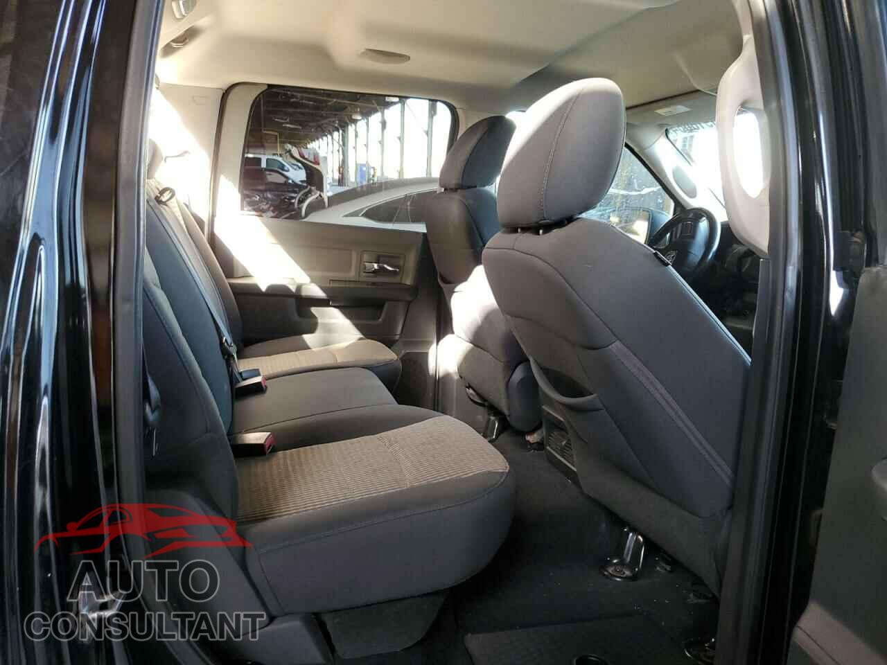 DODGE RAM 1500 2012 - 1C6RD7LT2CS341555