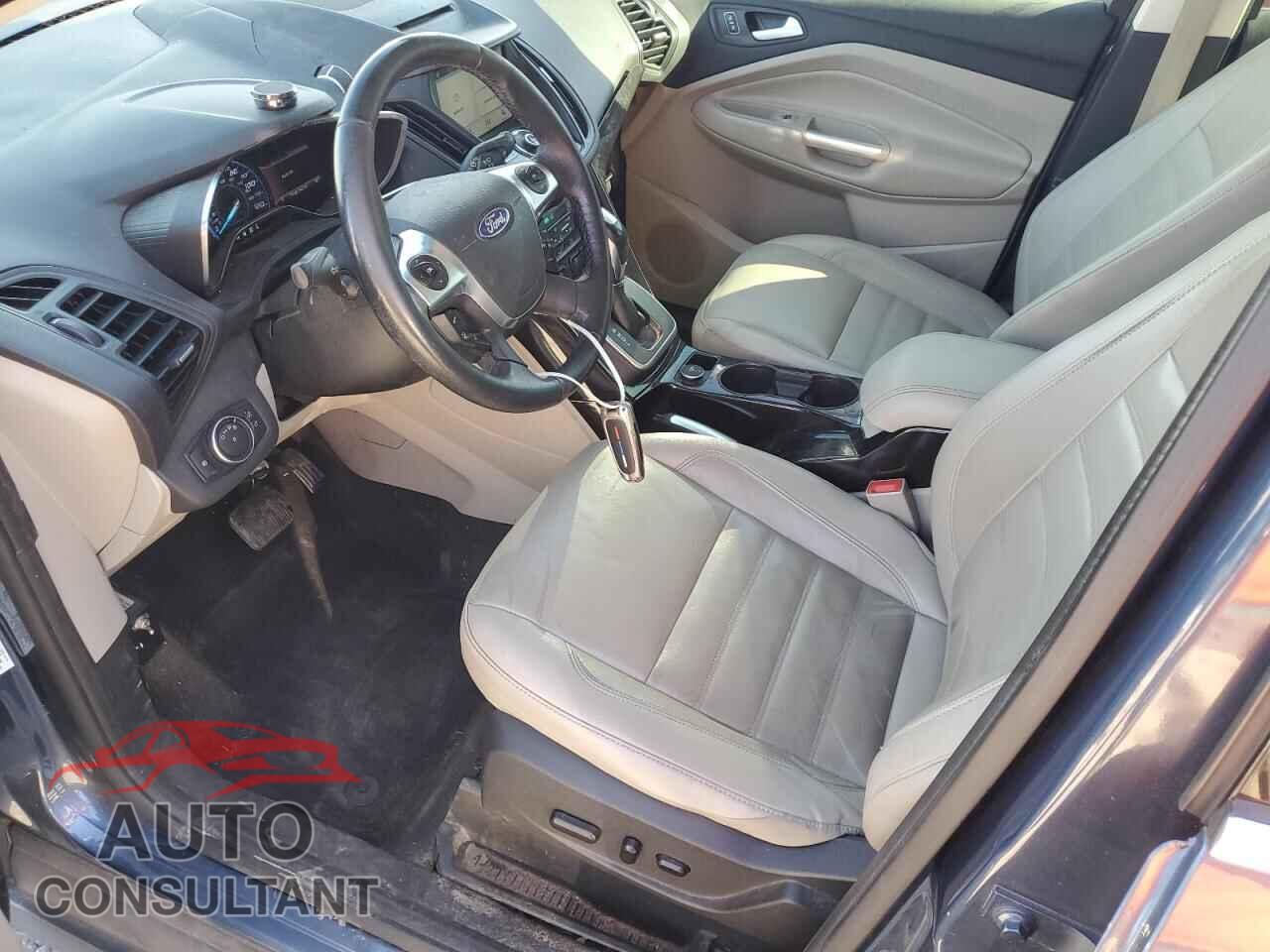 FORD CMAX 2018 - 1FADP5DU7JL104921