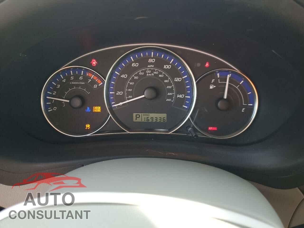 SUBARU FORESTER 2011 - JF2SHABC2BH739875