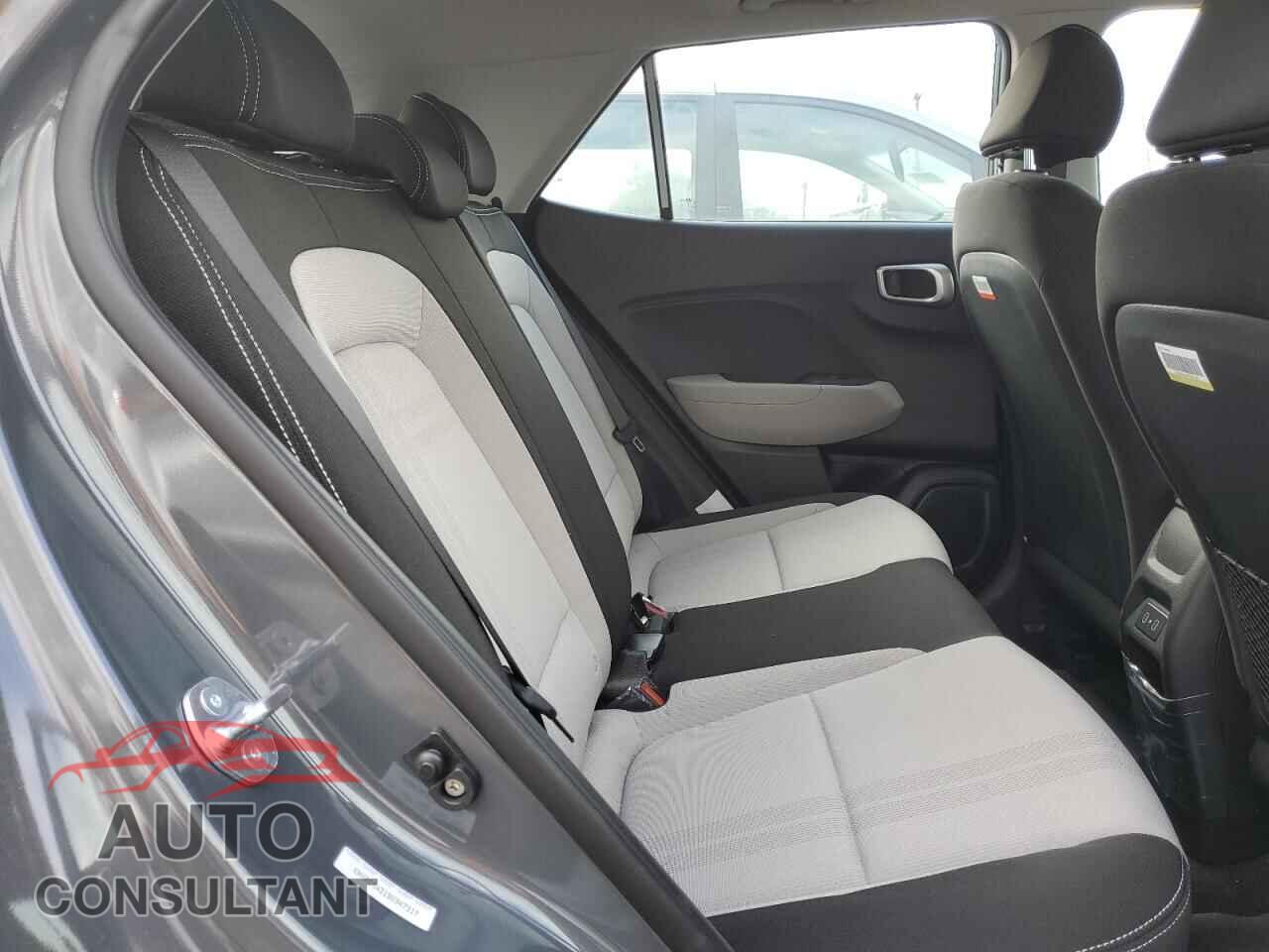 HYUNDAI VENUE 2025 - KMHRC8A31SU347317