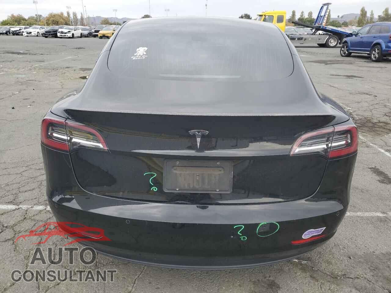 TESLA MODEL 3 2019 - 5YJ3E1EA0KF395520