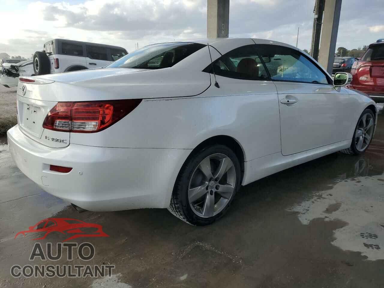 LEXUS IS 2011 - JTHFE2C22B2506200