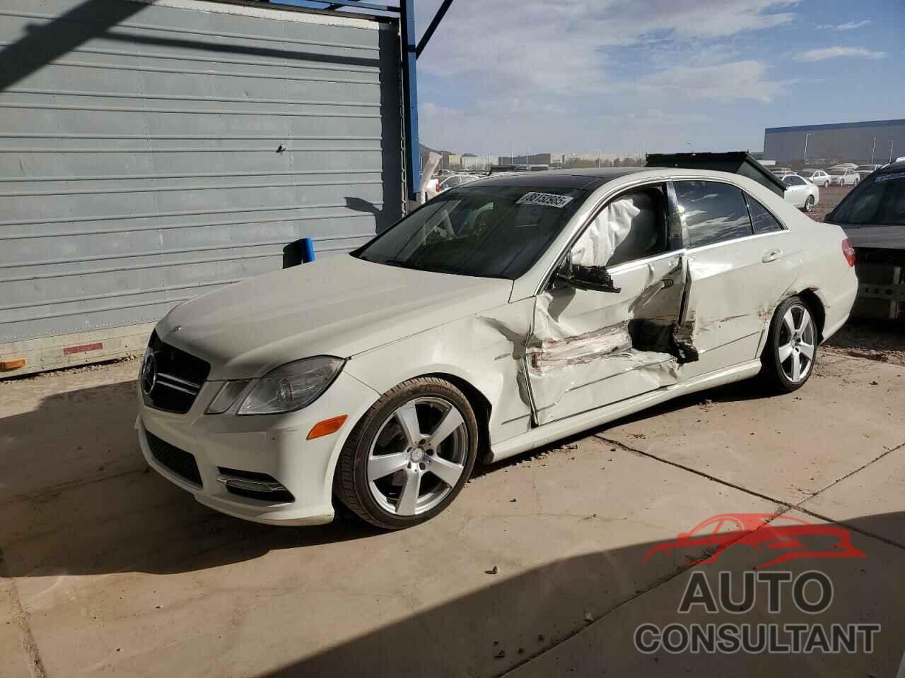 MERCEDES-BENZ E-CLASS 2012 - WDDHF5KB2CA596827