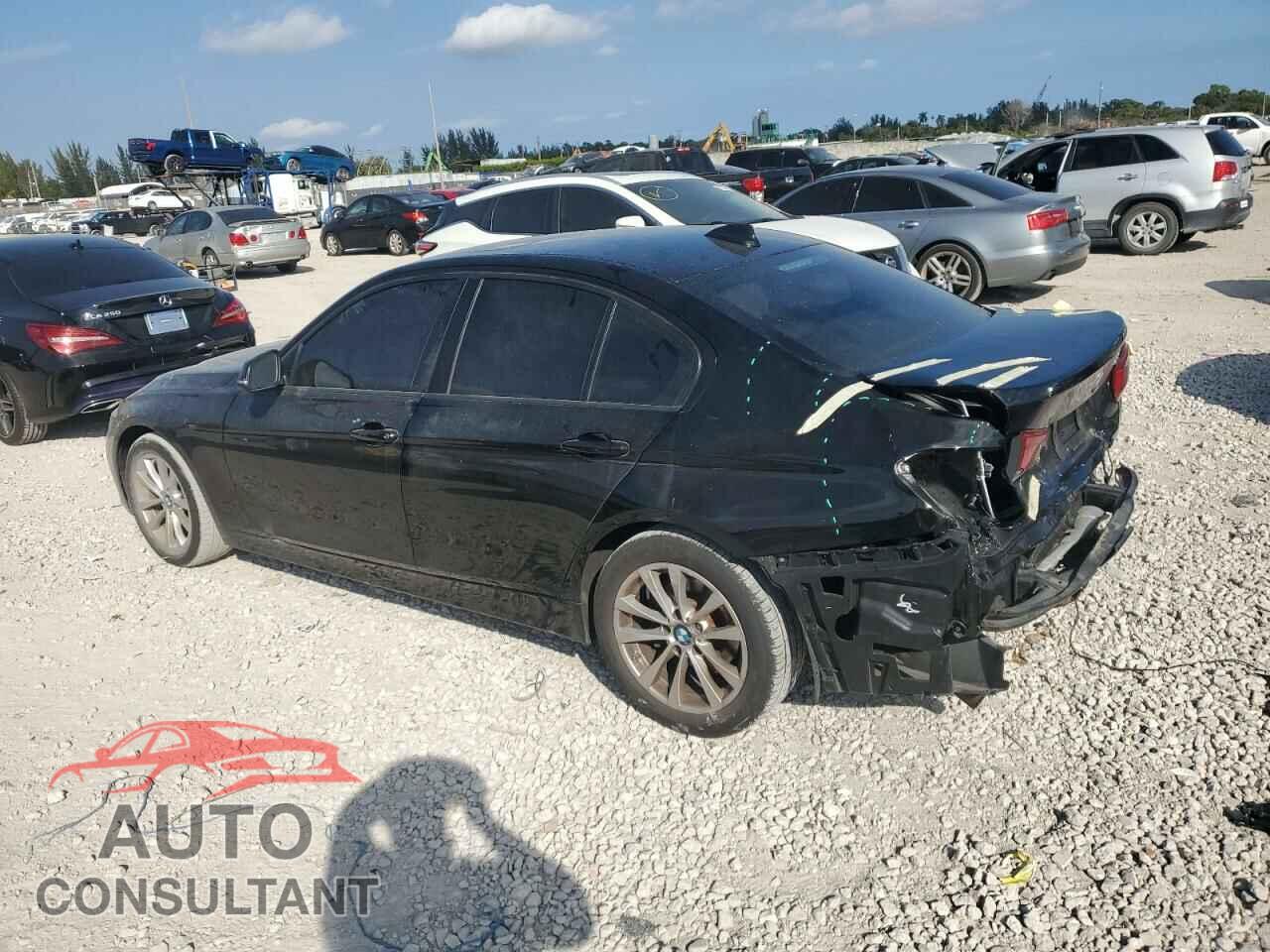BMW 3 SERIES 2016 - WBA8E1G54GNU12248