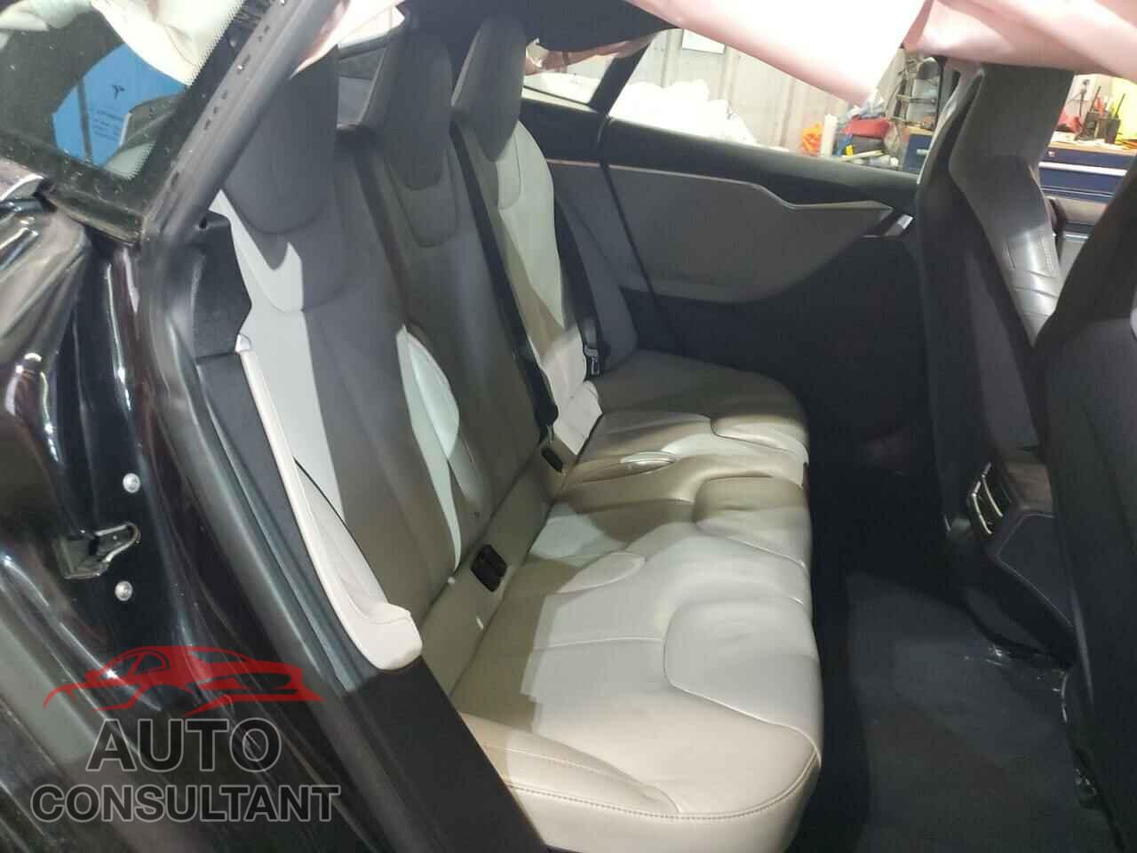 TESLA MODEL S 2015 - 5YJSA1H23FF089848