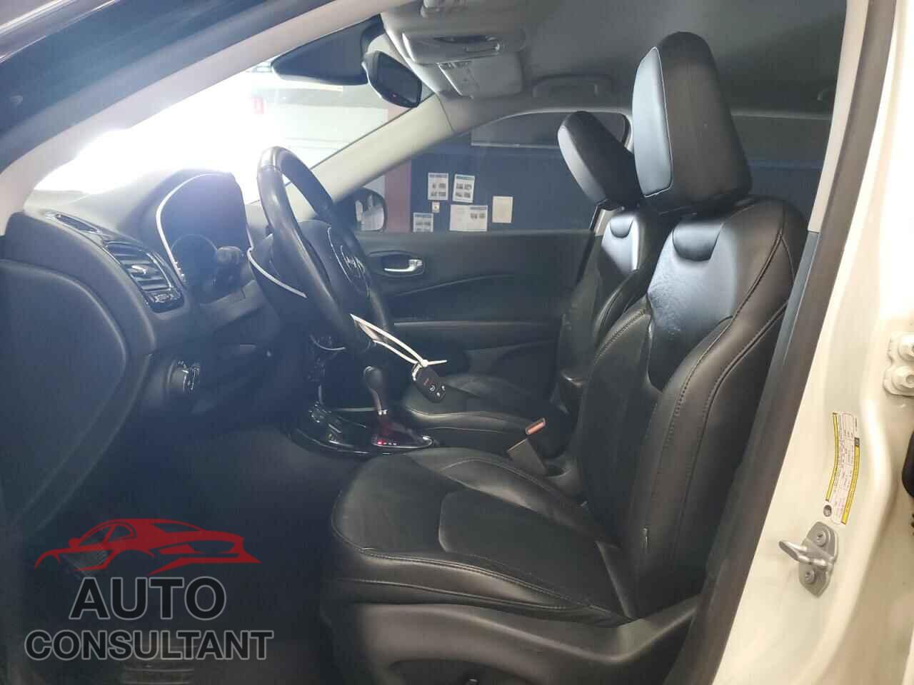 JEEP COMPASS 2018 - 3C4NJDCB0JT168524
