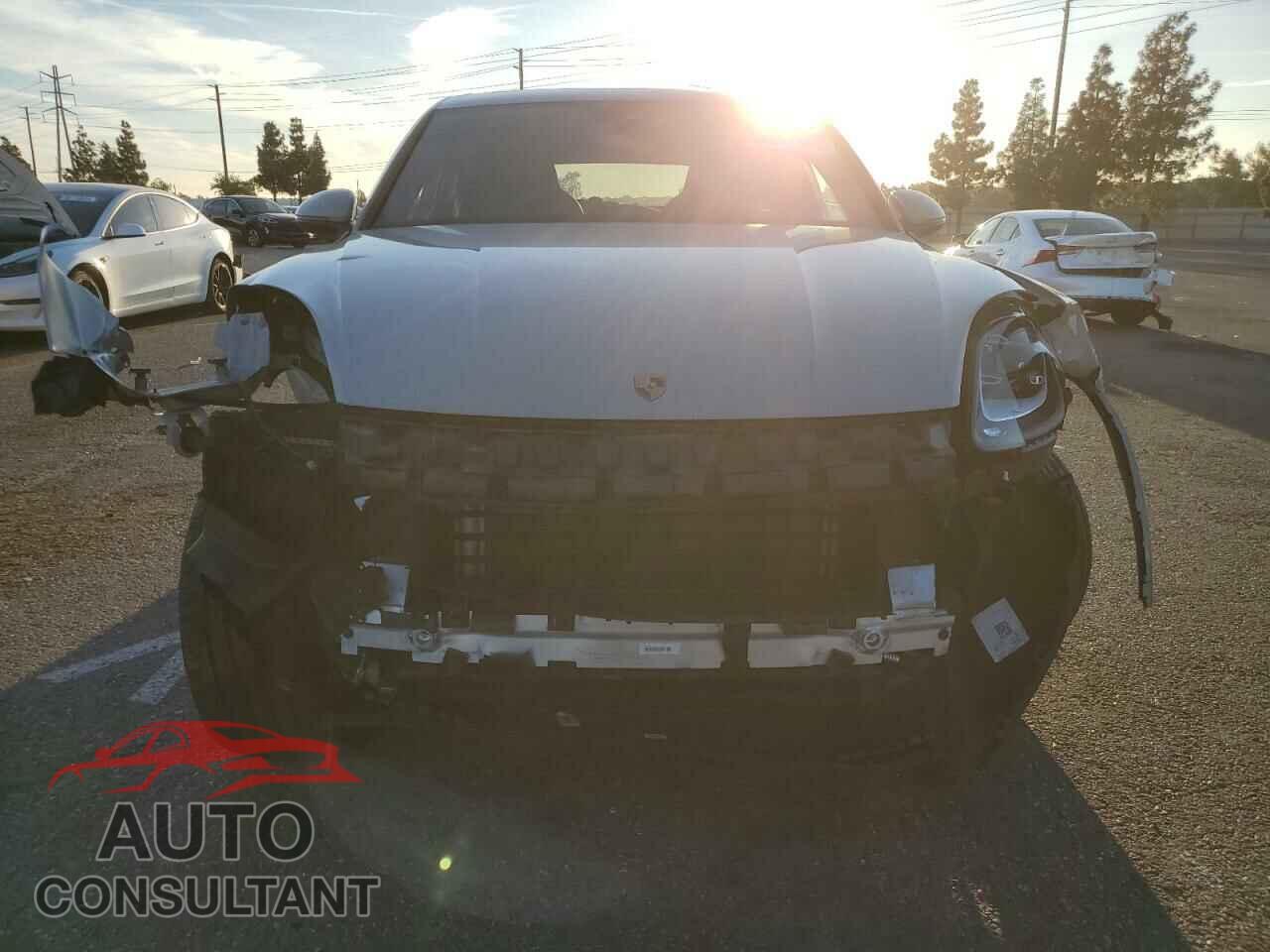 PORSCHE CAYENNE BA 2023 - WP1AA2AY6PDA00460